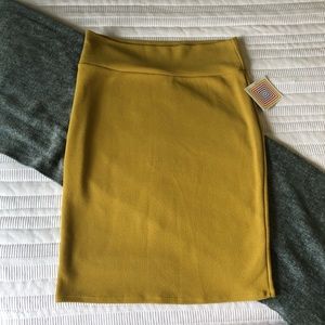 Large Lularoe Cassie Skirt